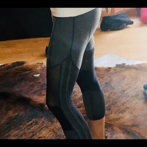 Lululemon crop leggings